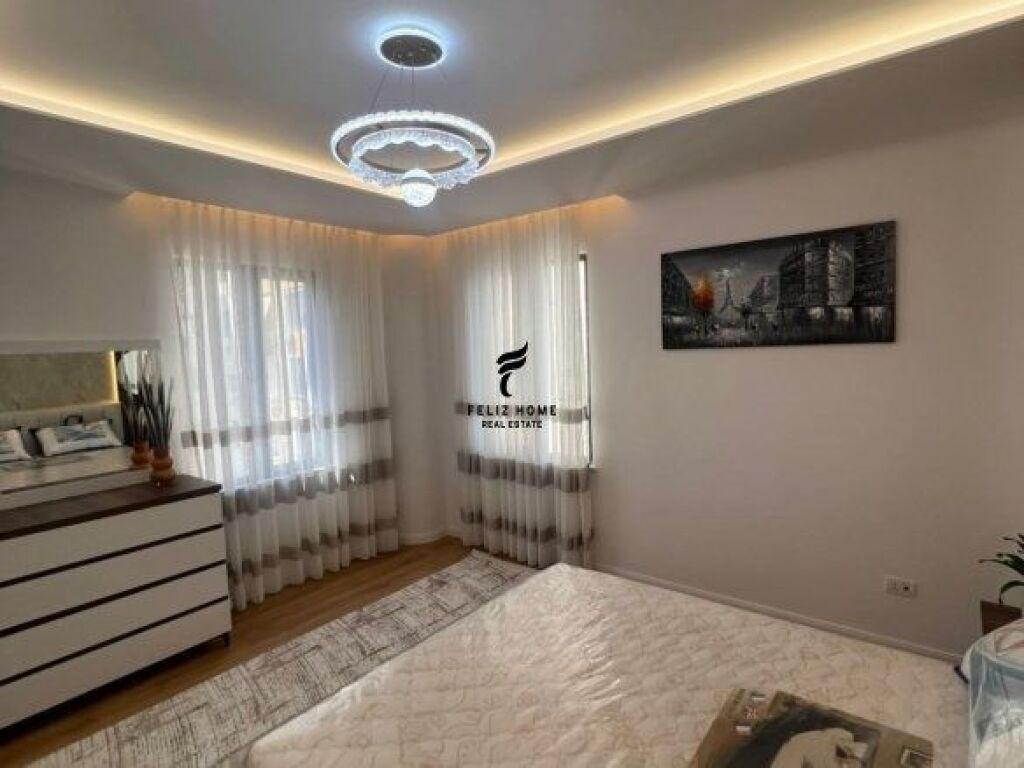 FOR SALE APARTMENT 2+1+2 KAVAJES STREET 265,000 EURO FH-67471