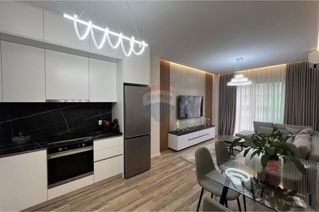 Super apartament 1+1 per qira ,Rruga e Kosovareve