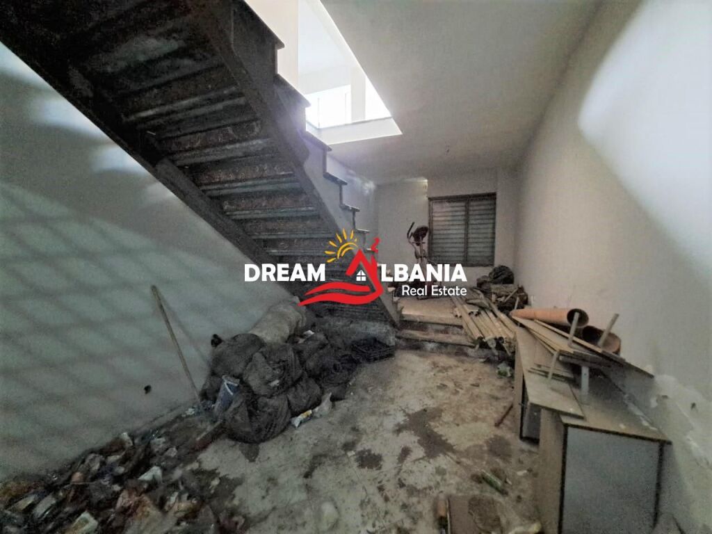 Premises/office for sale on Dritan Hoxha street near Procredit Bank in Tirana (ID 4161069)