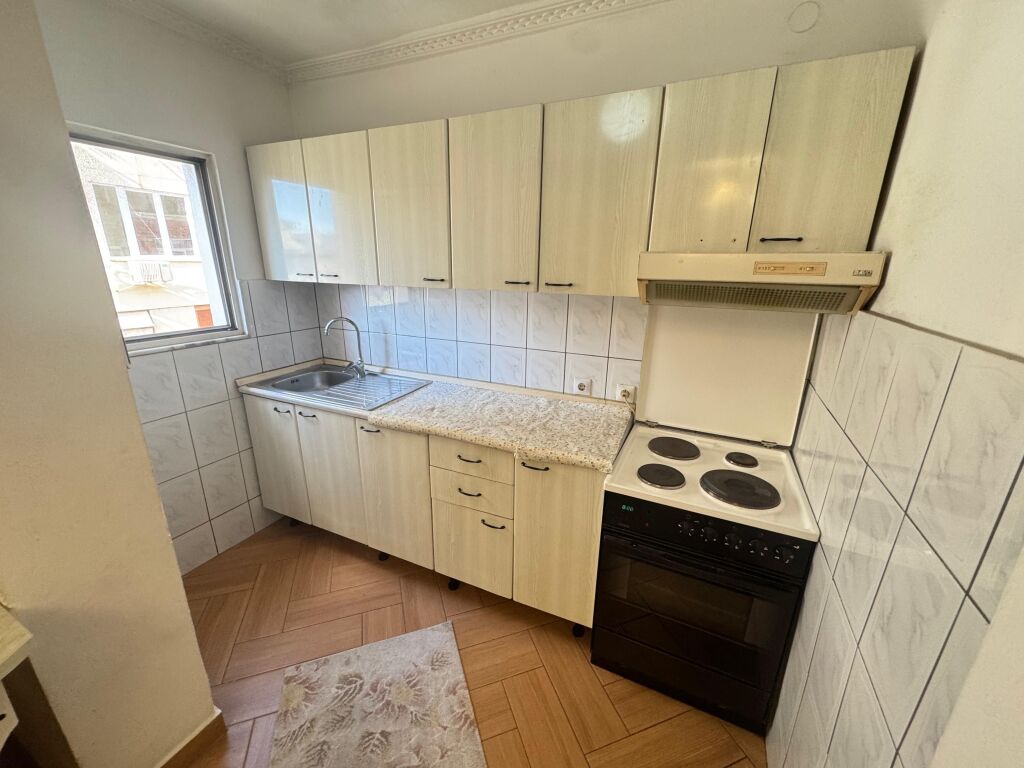Apartment me qera 1+1 mine peza