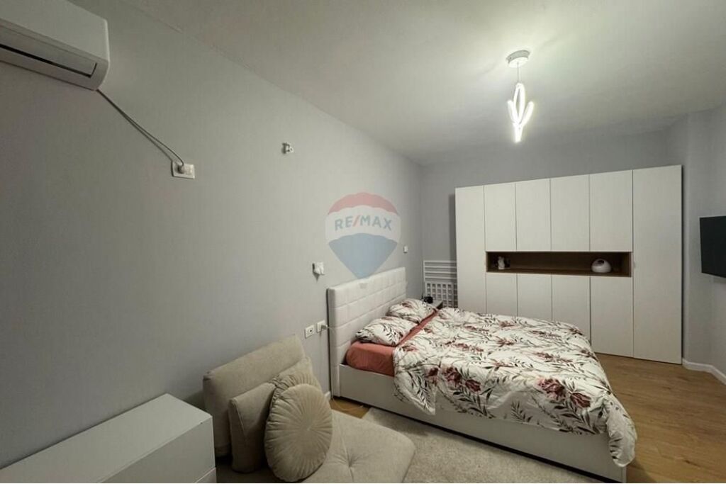 APPARTAMENTO 2+1+2+POSTO AUTO IN VENDITA, ASTIR