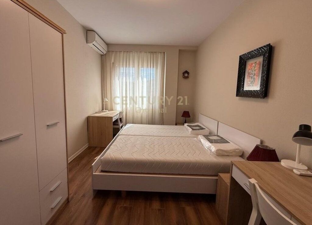 Appartamento 2+1+2 In Vendita in Via Mine Peza