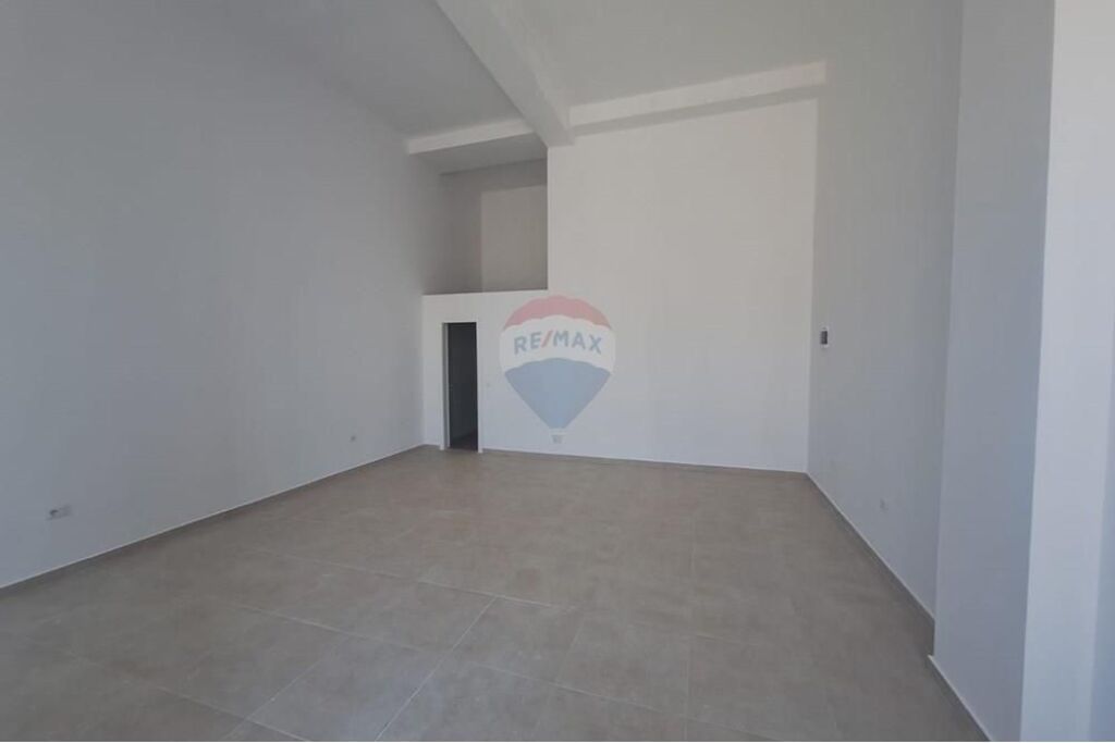 Shop - For Rent - Luçie Miloti Street, Tirana