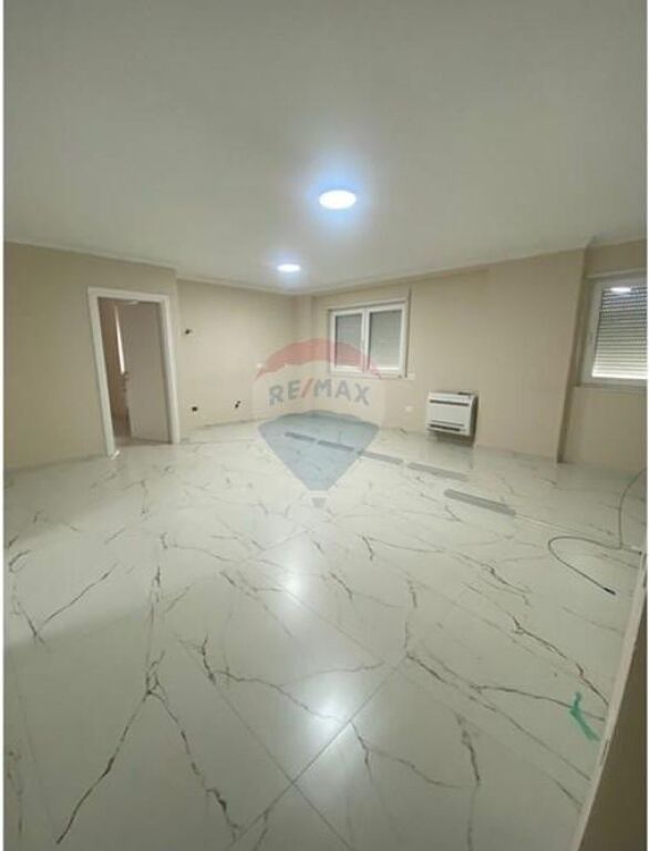 Apartment - For Rent - Durrës Street, Tirana