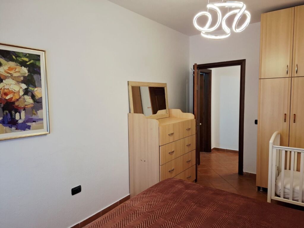 Jepet me qera apartament 2+1+2 tualete ne Myslym Shyr.