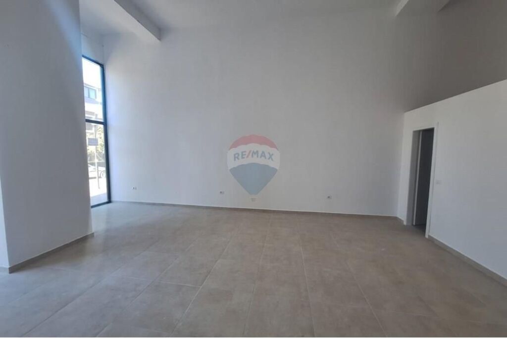 Shop - For Rent - Luçie Miloti Street, Tirana