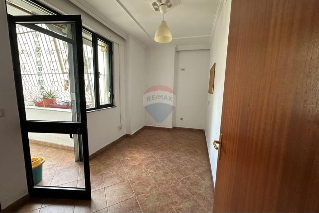 Office - For Rent - Gjergj Fishta Boulevard, Tirana