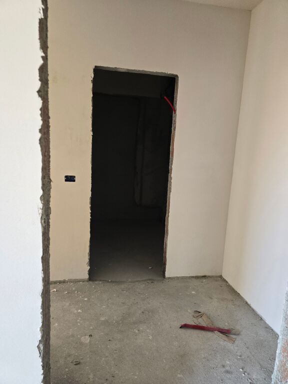 FOR SALE ALSO WITH BANK LOAN!FOR SALE 2+1 APARTMENT IN THE BATHORE AREA, KAMEZ!