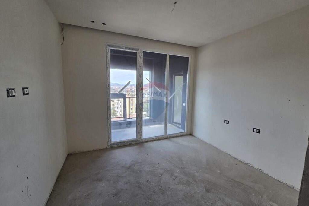 Apartament 2+1+2 ne Shitje tek Bulevardi Ri