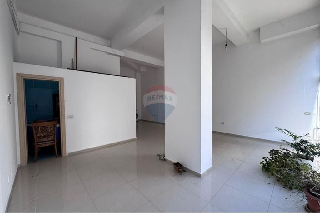 Negozio - In Affitto - Viale Migjeni, Tirana