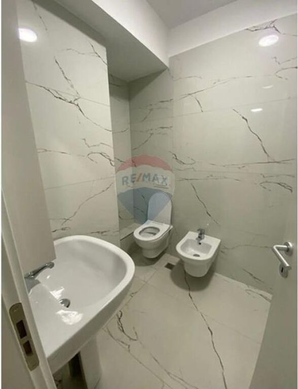Apartment - For Rent - Durrës Street, Tirana