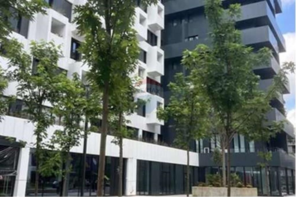 Warehouse/Depot - For Rent - Square 21, Tirana