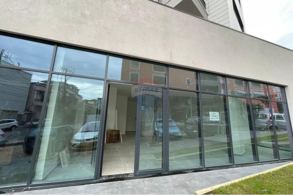 Shop - For Rent - American Embassy, Tirana