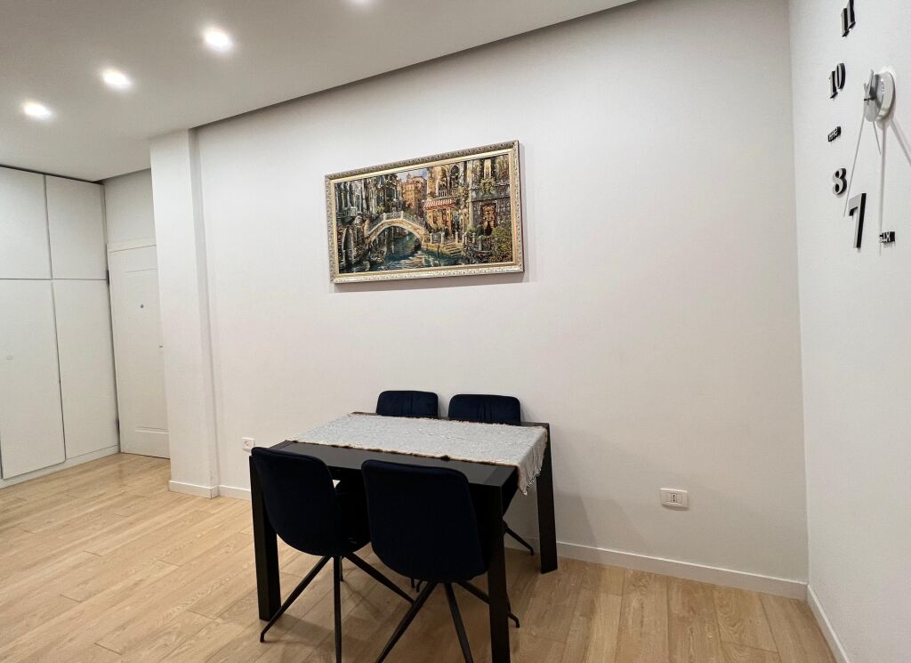 👉🏻 QERA Super Apartament 2+1+2 📍Kompleksi Delijorgji ,Tirane