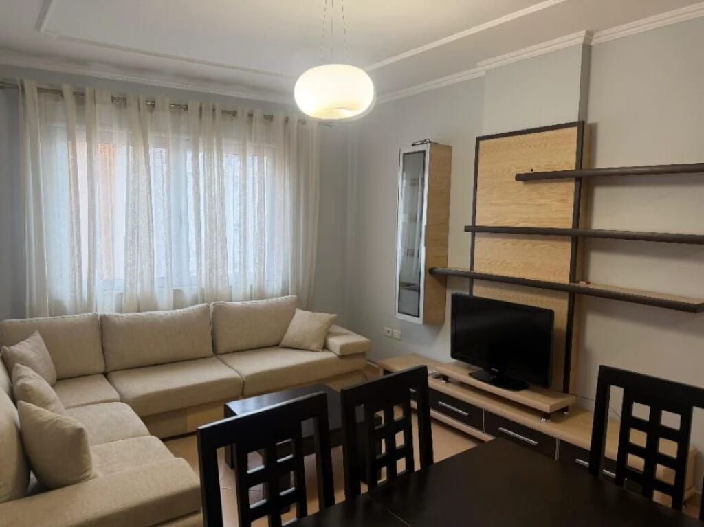 Apartment 1+1 for rent on "Mine Peza" Street near the Prosecutor's Office of Tirana.