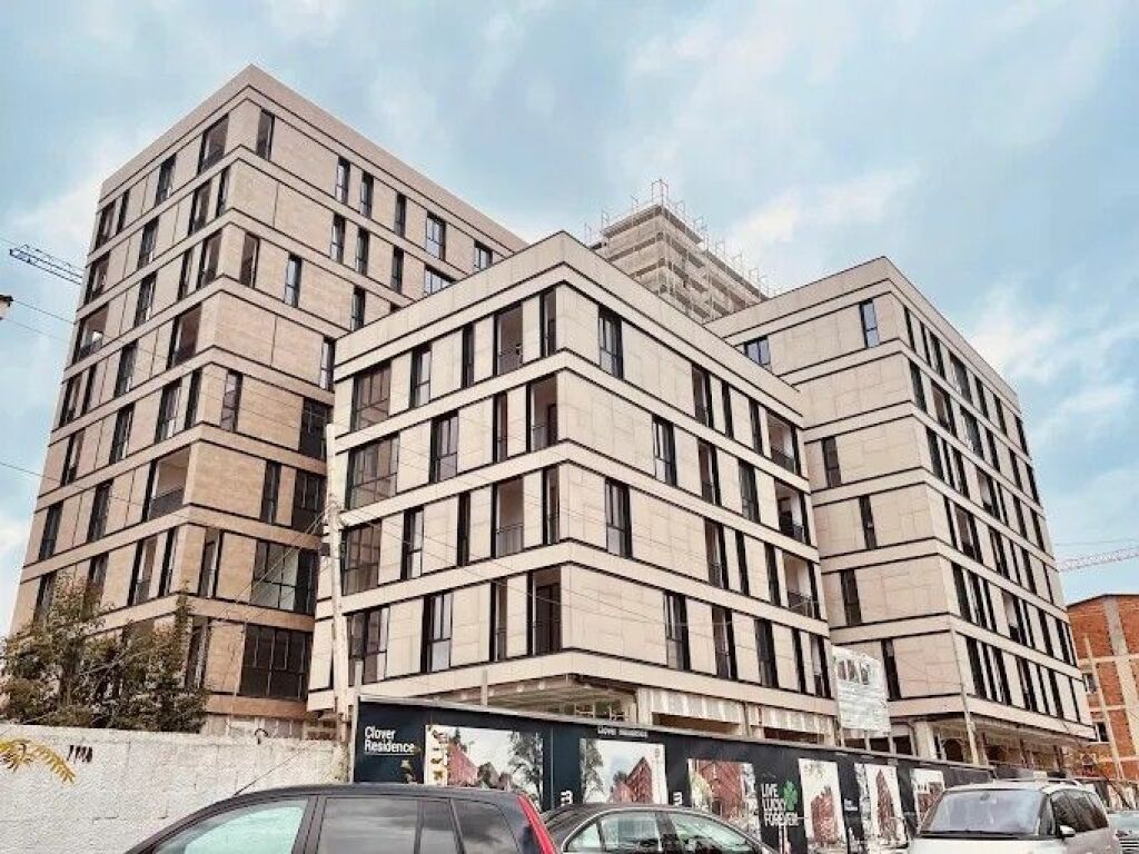 For rent 2+1+2 bathroom apartment in "Clover residence" at Ish-Fusha e Aviacionit