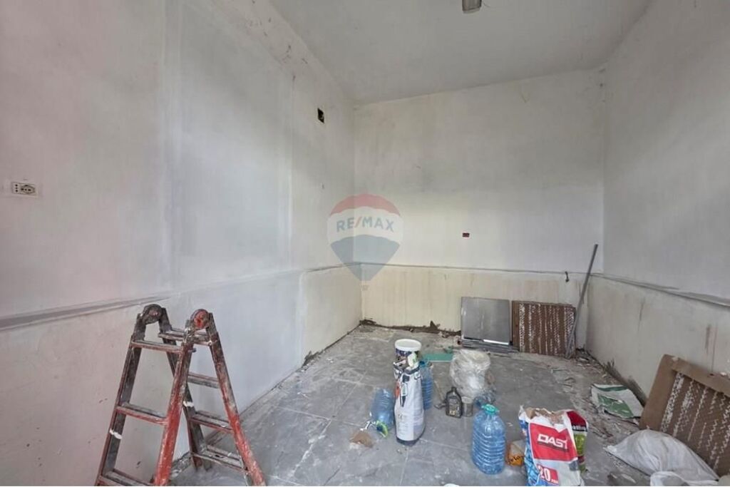 Shop - For Sale - Muhamet Gjollesha Street, Tirana