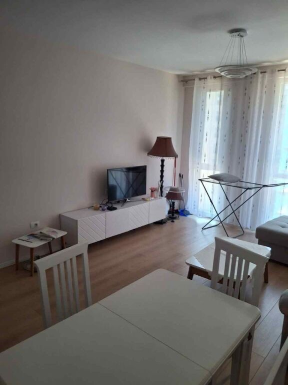 Apartament 2+1, Ish Fusha Aviacionit!