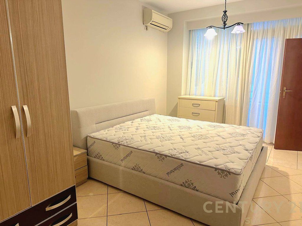 APARTAMENT 2+1+2 PER QIRA PRANE LIQENIT