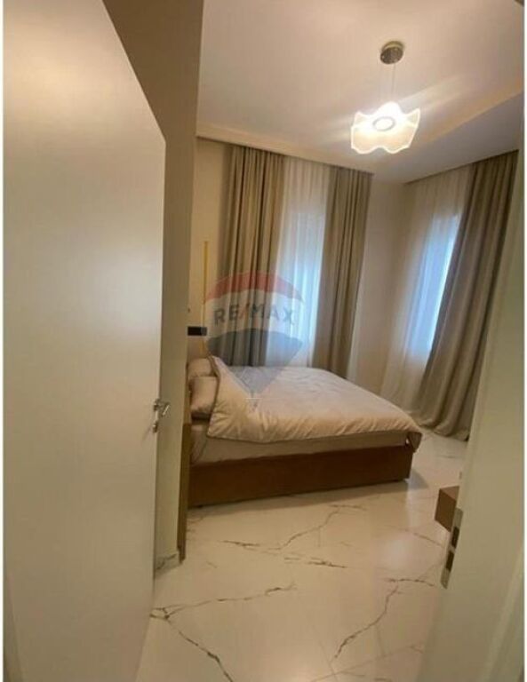 Apartament - Për Qira - Rruga e Durrësit, Tiranë