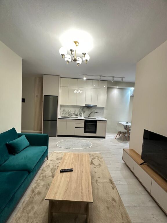 Jepet me qera apartament 1+1 ne Astir