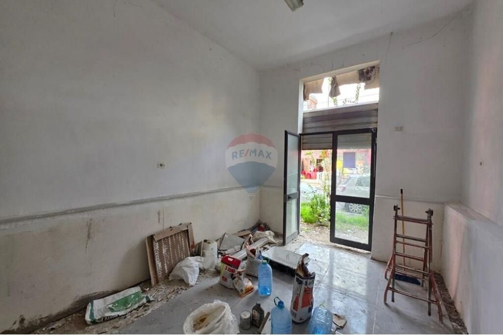 Shop - For Sale - Muhamet Gjollesha Street, Tirana