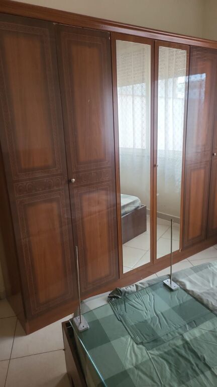Jepet me qera apartament 1+1 ne Astir.