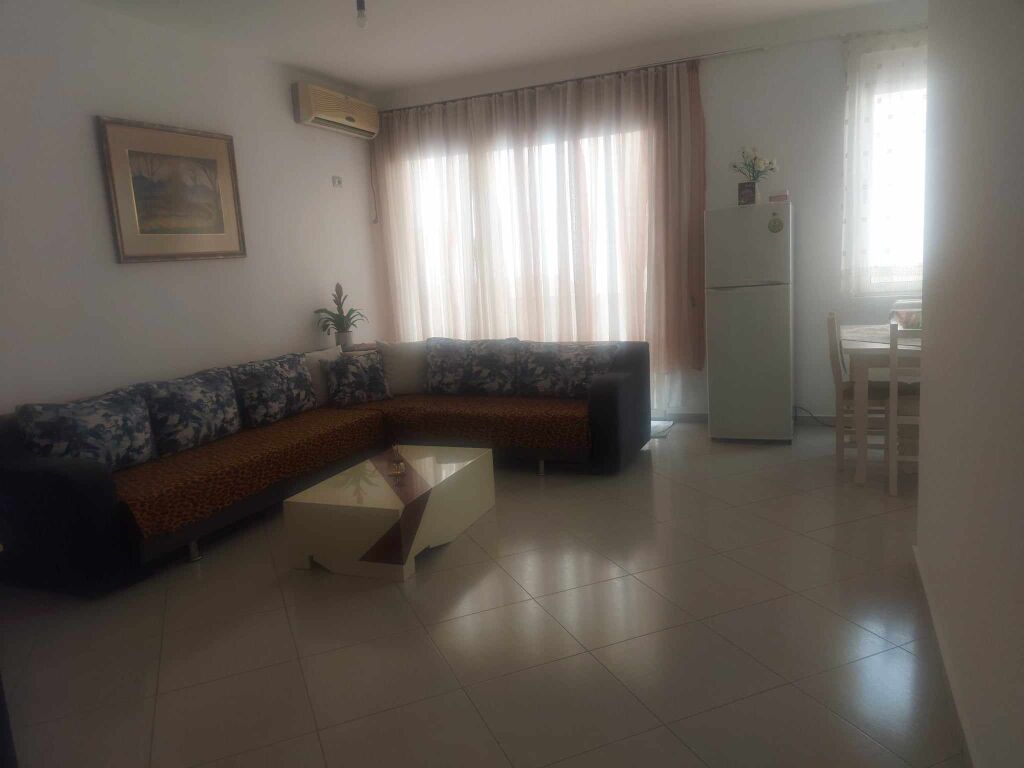 🔺 Vendesi 2+1+2 + veranda in vendita a Fresk