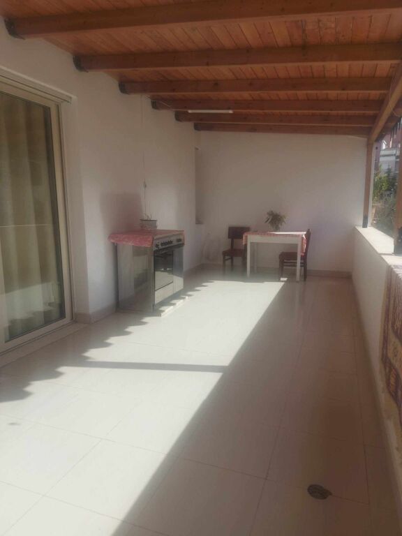 🔺 Vendesi 2+1+2 + veranda in vendita a Fresk