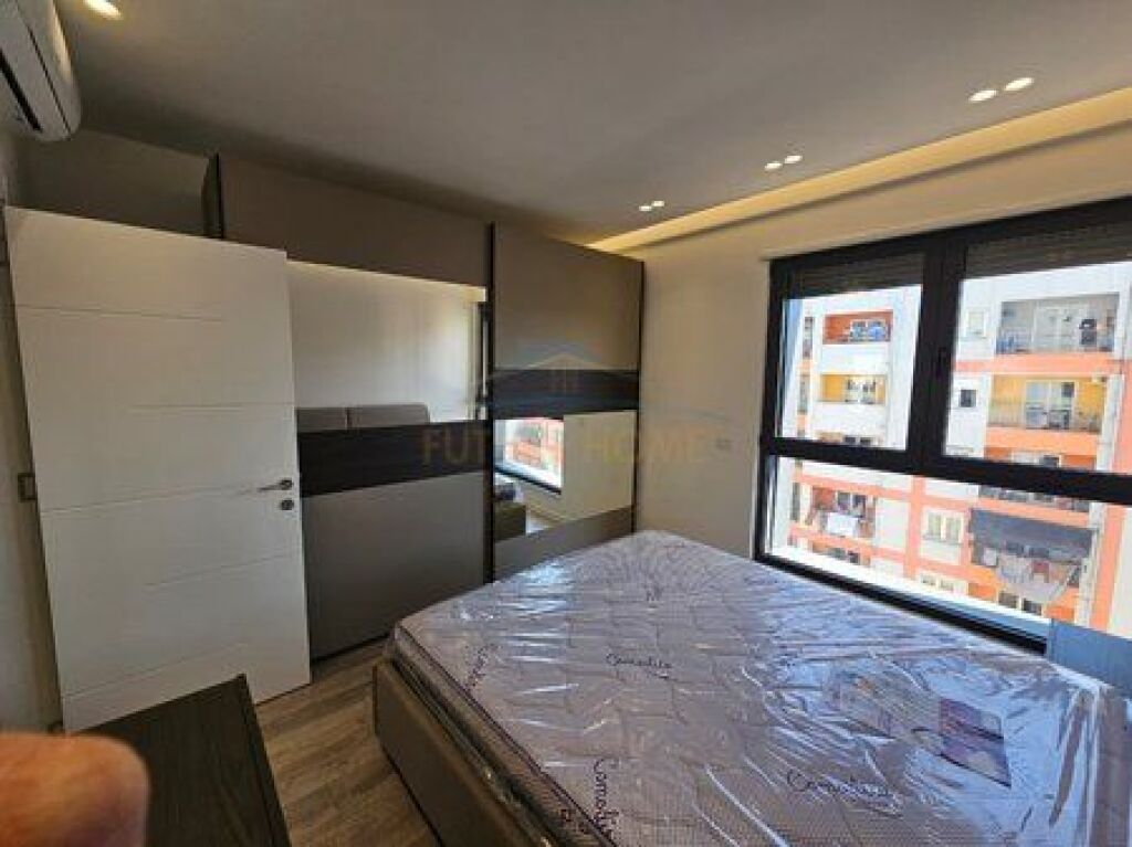For sale, Apartment 2+1+2, Ndregjoni Complex, Jordan Misja.
