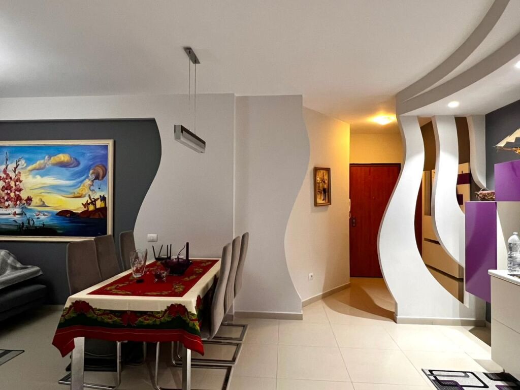 🌊Appartamento 2+1 con Vista Mare in Affitto a Lungo Termine, Lungomare, Vlora☀️