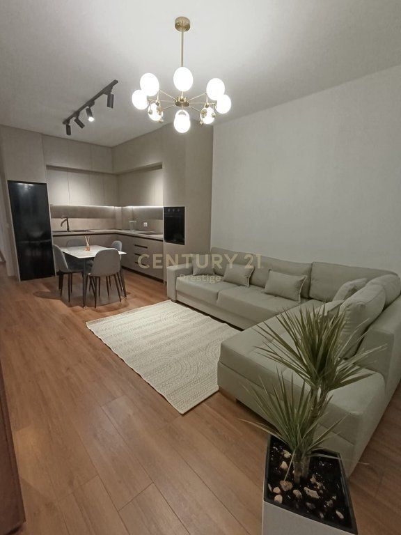 APARTMENT 1+1 FOR RENT, NEAR THE AMERICAN EMBASSY, TIRANA!