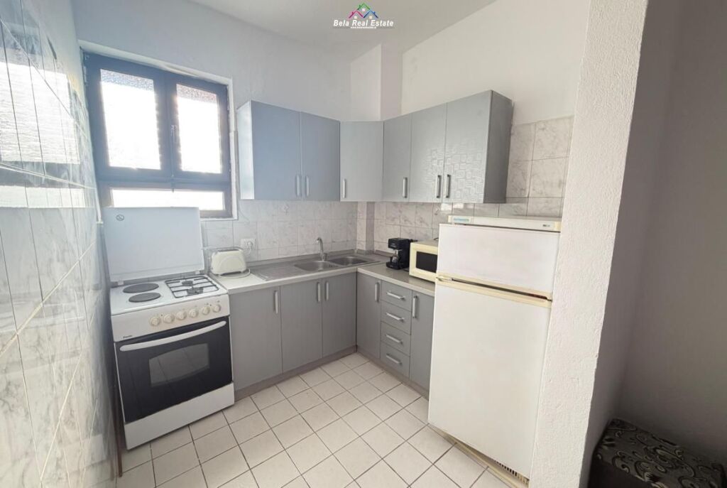 Apartament Me Qera 1+1 Tek Rruga e Barrikadave ( ID B211445) Tirane