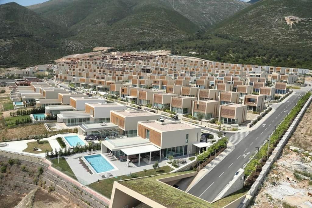 FOR SALE APARTMENT 2+1+VERANDA "GREEN COAST2, PALASE" 430,000 EURO