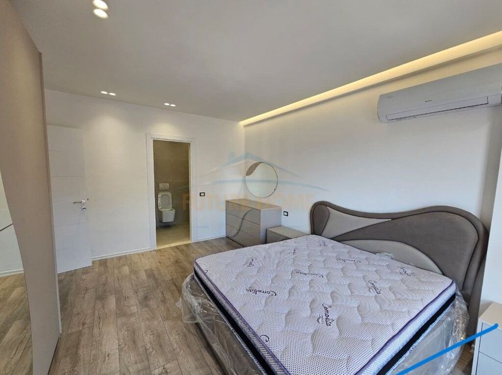 For sale, Apartment 2+1+2, Ndregjoni Complex, Jordan Misja, Tirane.