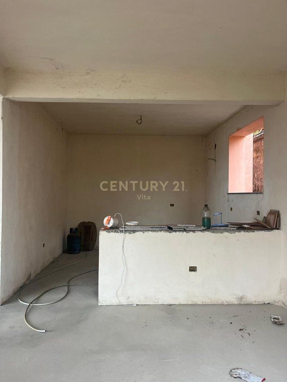 VILLA IN VENDITA NEL CENTRO DI DURAZZO !!!!!!!!!