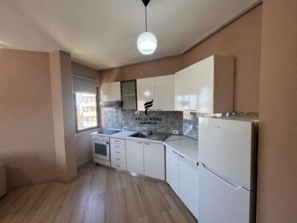 APARTMENT FOR RENT 1+1 TRAIN STATION 50,000 LEKE FH-67629