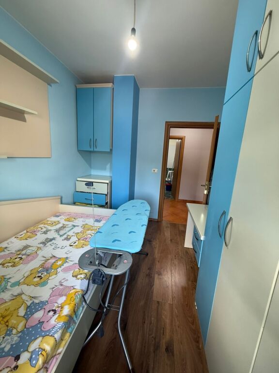 Appartamento 3+1+2 con Balconi in Affitto