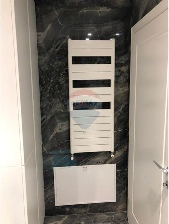 Appartamento - In Vendita - Via Dhimitër Konomi, Vlorë