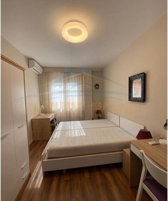 In vendita , Appartamento 2+1+2 , Via Mine Peza , Tirana