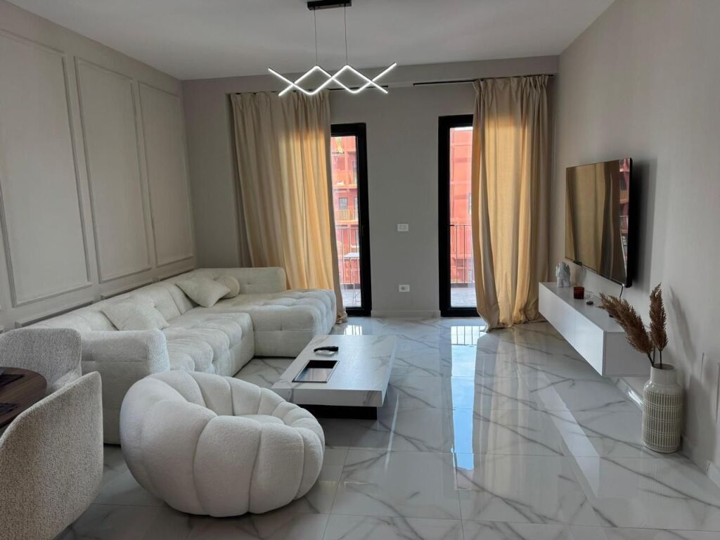 APPARTAMENTO DI LUSSO IN AFFITTO 3+1