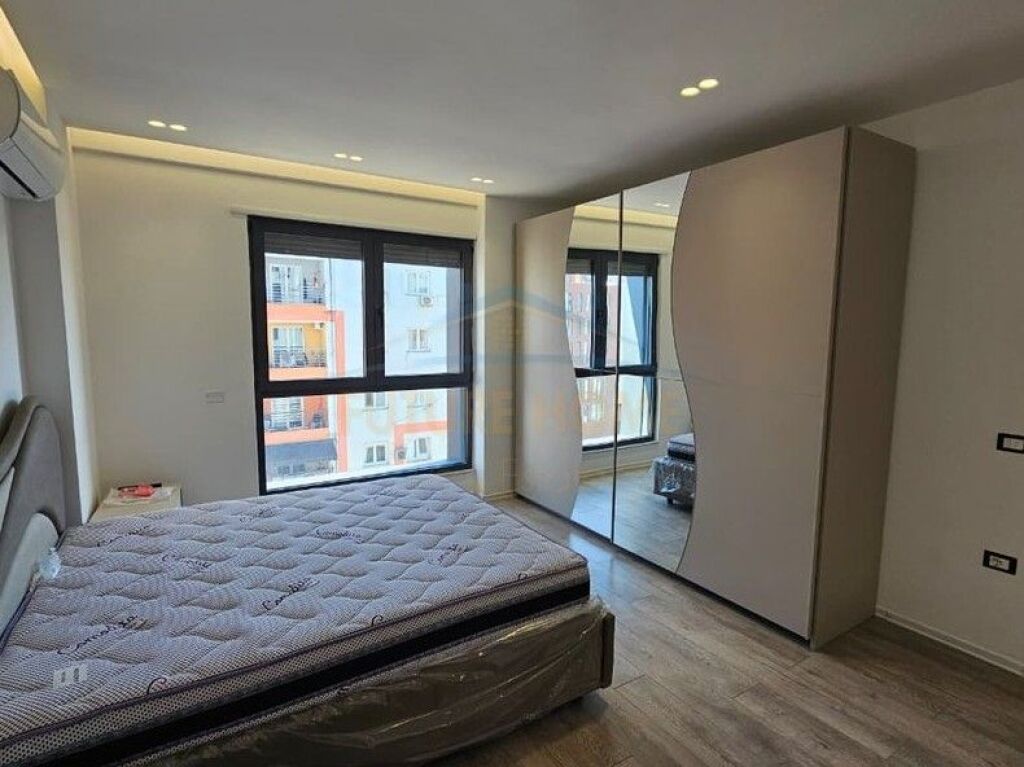 In vendita, Appartamento 2+1+2, Complesso Ndregjoni, Jordan Misja.