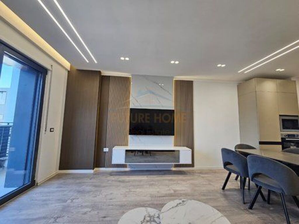For sale, Apartment 2+1+2, Ndregjoni Complex, Jordan Misja.
