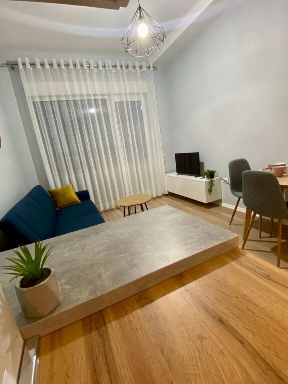 📣 QERA Apartament 1+1 📍 Kompleksi Magnet, Prane 21-Dhjetorit ✨