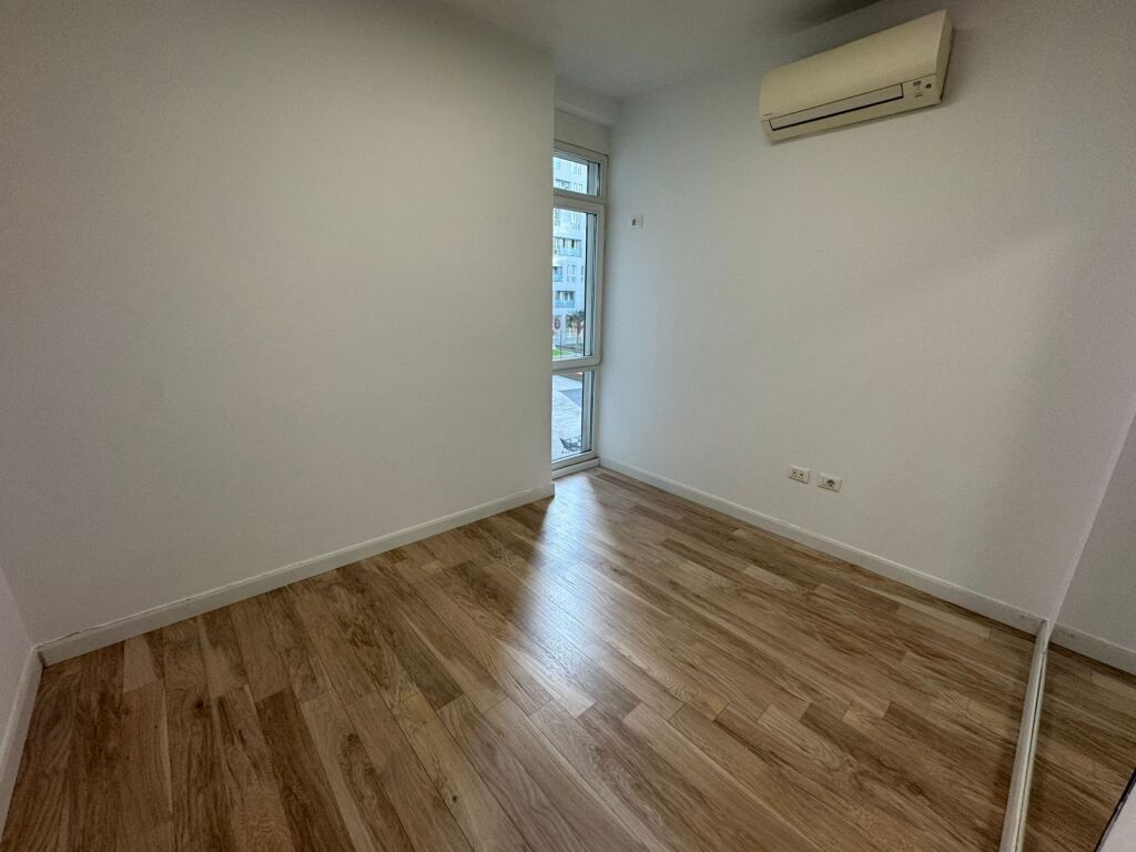 Office space for rent Kika 2