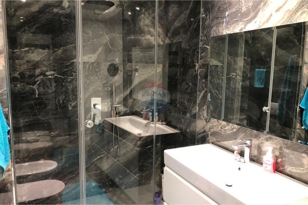 Appartamento - In Vendita - Via Dhimitër Konomi, Vlorë