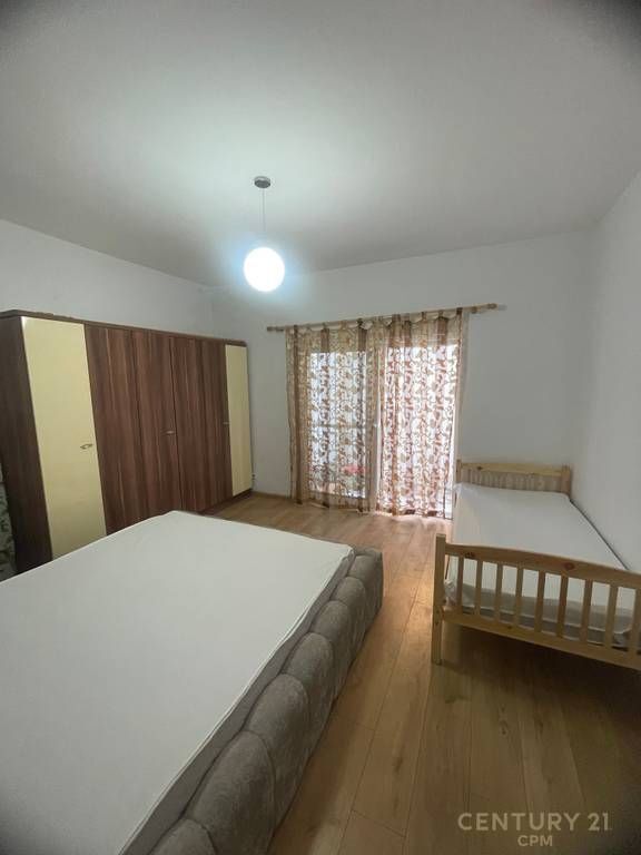 For rent 1+1 at Pazari i Ri, near Optika Roma 600 € /Month