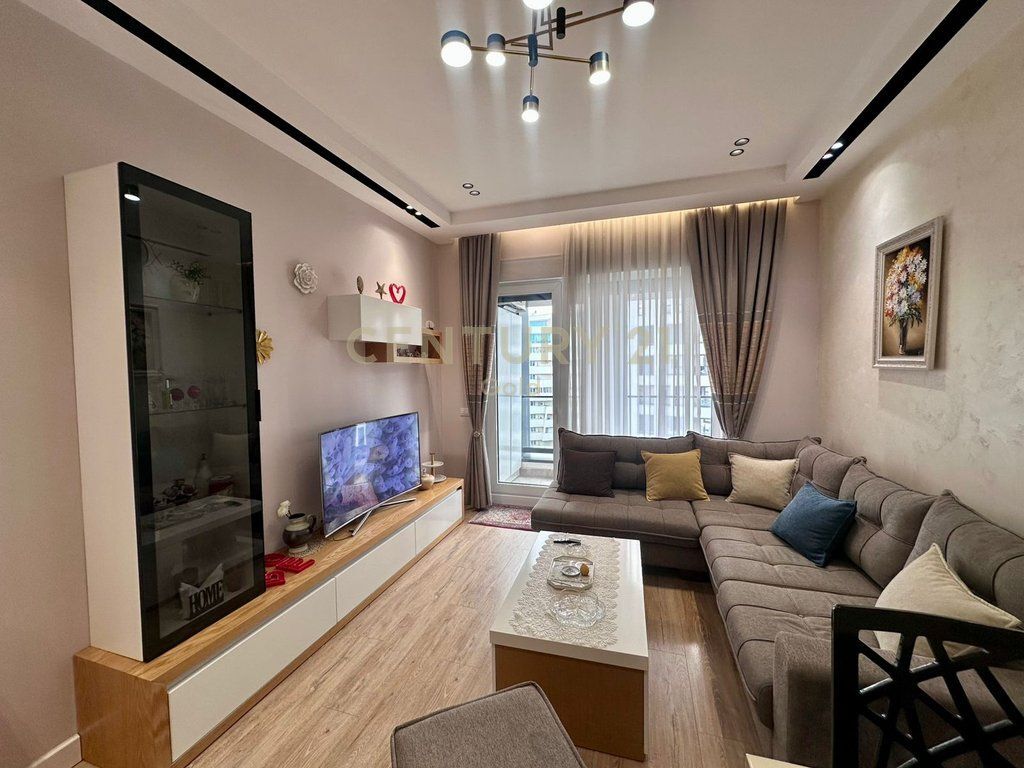 Luxury 1+1 apartment for rent in the Magnet Complex.