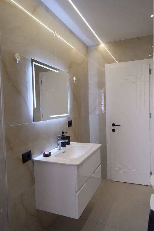 Apartament 2+1 me Qera