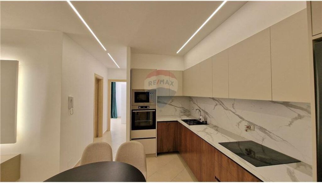 🌊✨ APPARTAMENTO 2+1 IN VENDITA – LUNGOMARE, VLORA ✨🌊
